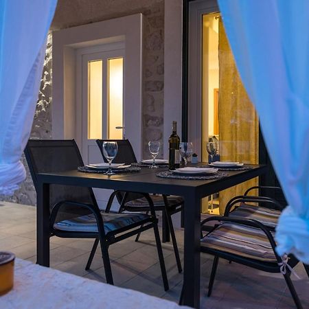 Holiday Home Figurica Novigrad  Екстер'єр фото