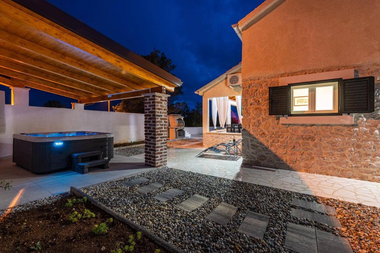 Holiday Home Figurica Novigrad  Екстер'єр фото