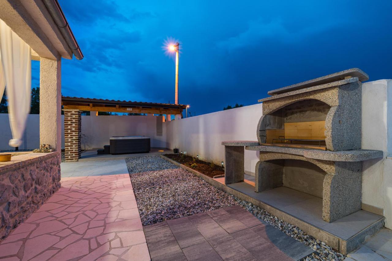 Holiday Home Figurica Novigrad  Екстер'єр фото
