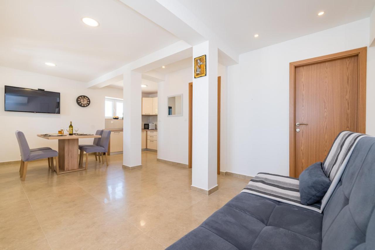 Holiday Home Figurica Novigrad  Екстер'єр фото