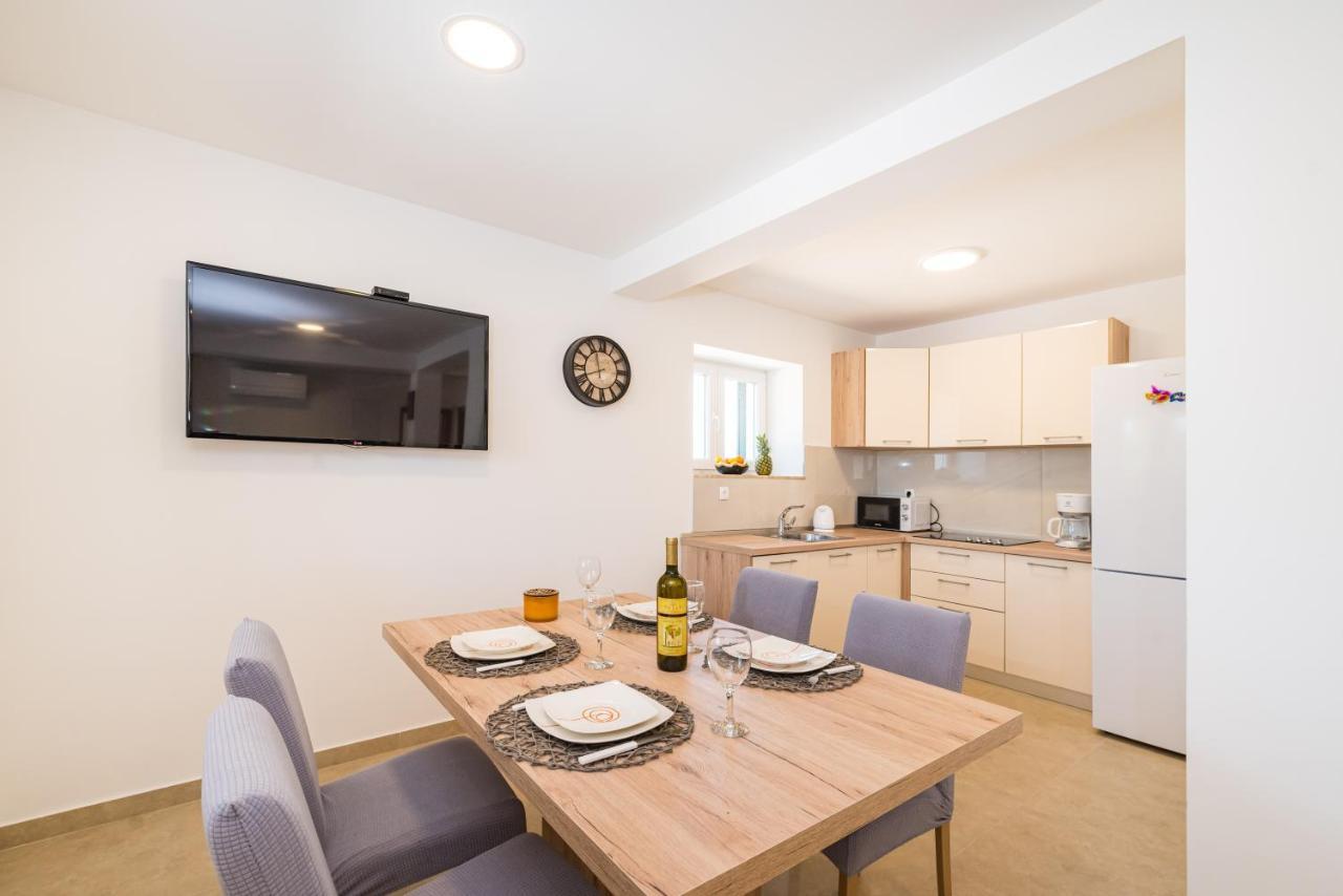 Holiday Home Figurica Novigrad  Екстер'єр фото