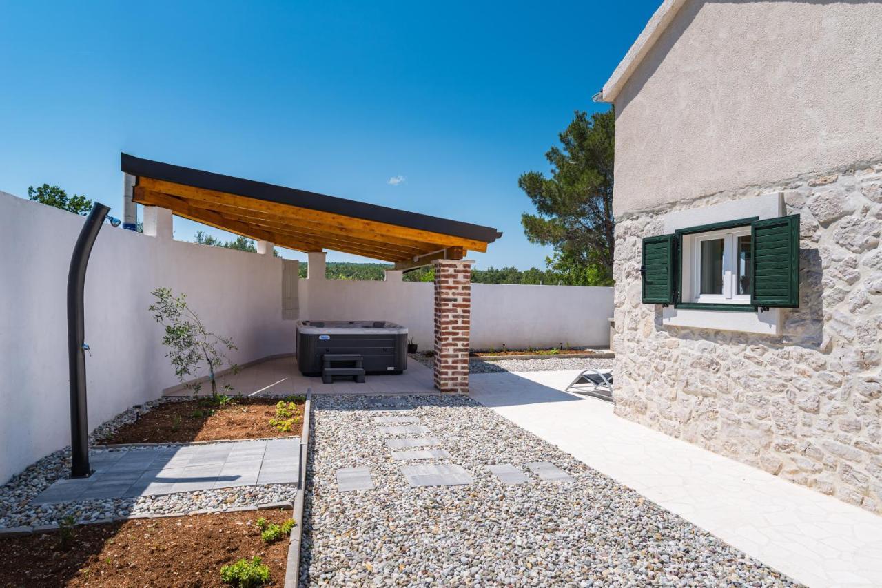 Holiday Home Figurica Novigrad  Екстер'єр фото