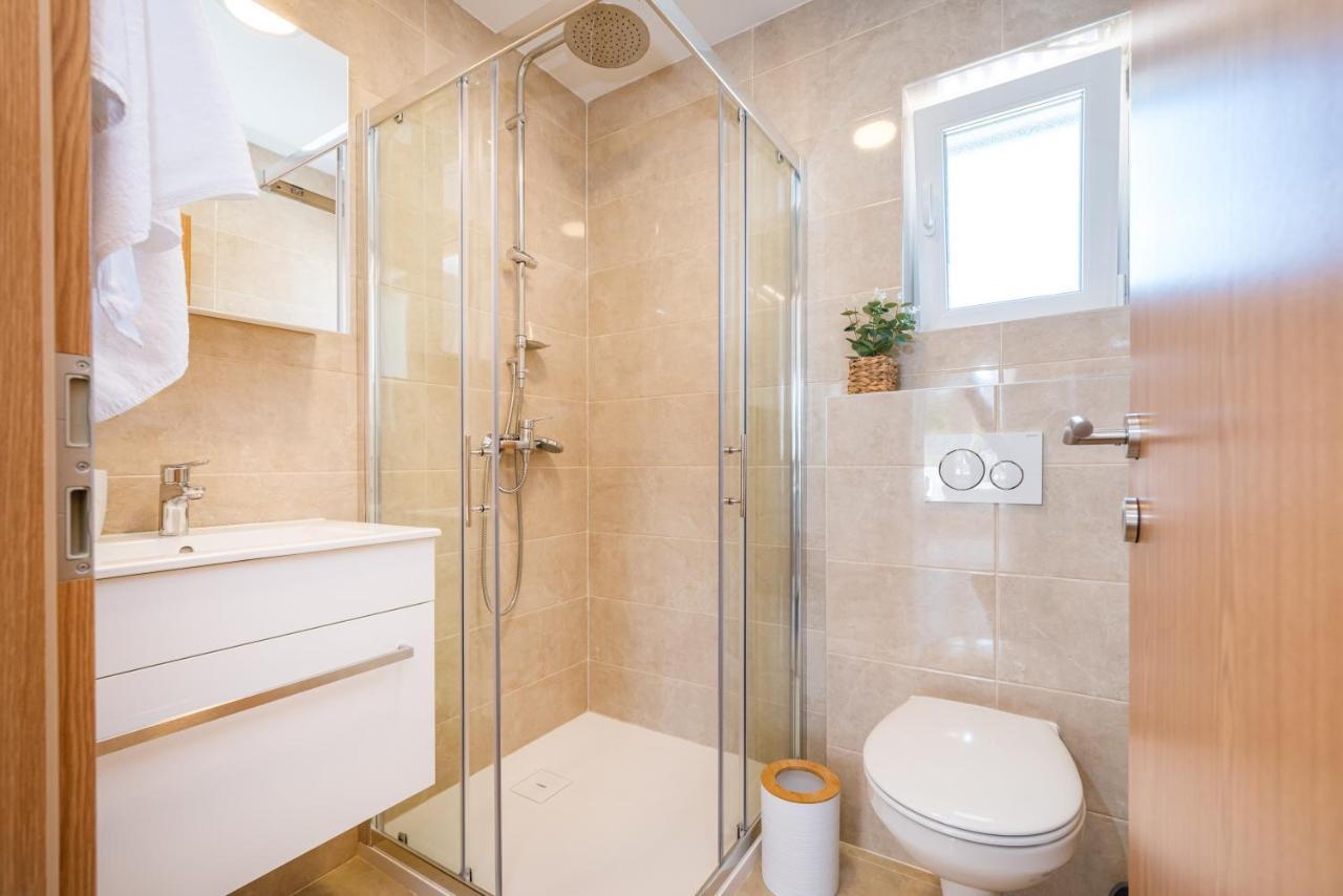 Holiday Home Figurica Novigrad  Екстер'єр фото